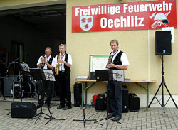 Die Steigraer Musikanten bei der Freiwilligen Feuerwehr Oechlitz am 18.06.2011