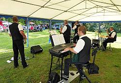 Die Steigraer Musikanten zum 23. Fichtenkonzert in Querfurt am 27.08.2017 Die Steigraer Musikanten zum 23. Fichtenkonzert in Querfurt am 27.08.2017