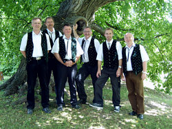 Fotoshooting der Steigraer Musikanten zu Pfingsten 2011