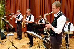 Die Steigraer Musikanten in Brgerhaus in Wetzendorf am 01.05.2012