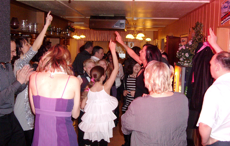 Geburtstagsparty im 'Fast wie zu Hause' in Magdeburg - Musik by DJ Rainer