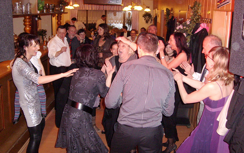 Geburtstagsparty im 'Fast wie zu Hause' in Magdeburg - Musik by DJ Rainer