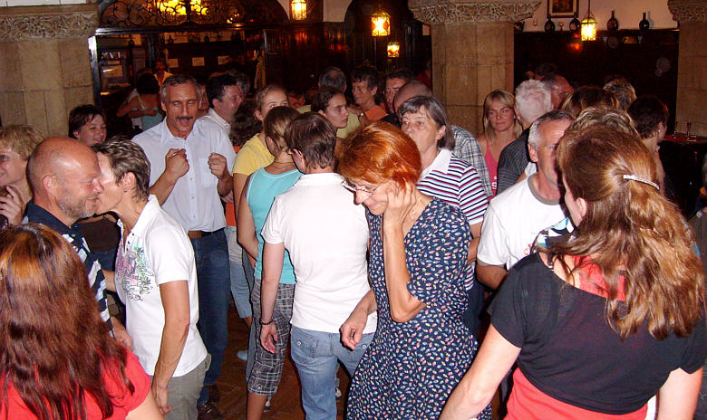 Turnerball zum Jahnturnen im K�nstlerkeller Freyburg