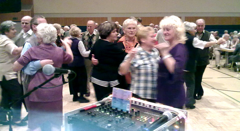 Seniorenweihnachtsfeier in Nebra - Musik by DJ Rainer