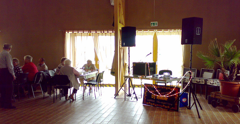 Seniorentanz im Sch�tzenhaus W�nsch mit DJ Rainer